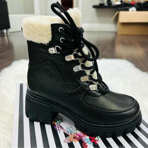 Black leather teddy fur boot - Picture 4 of 7